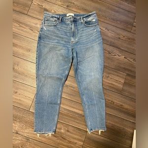 Abercrombie Curve Love High Rise Skinny Jean
